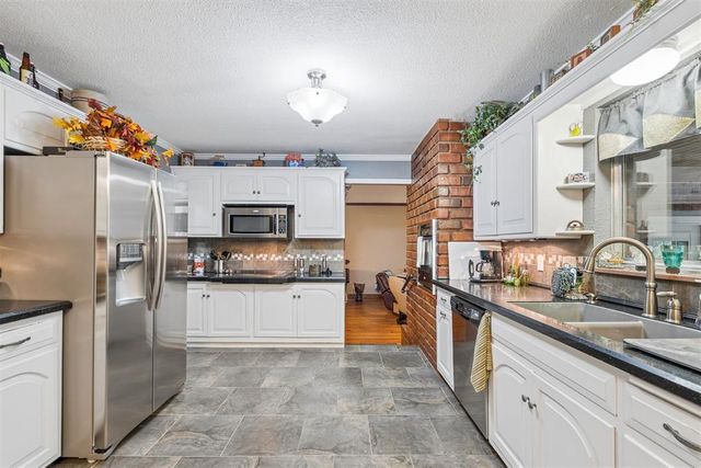 9409 SILVER LAKE Drive, Oklahoma City, OK 73162