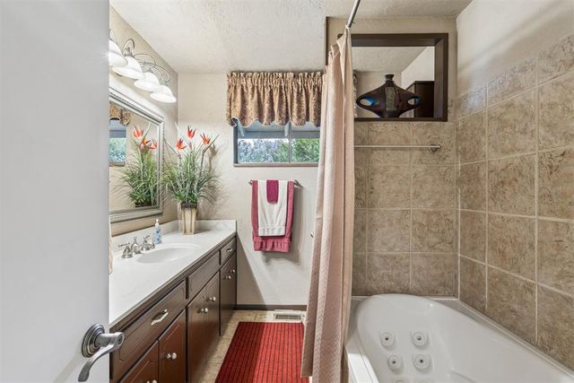 9409 SILVER LAKE Drive, Oklahoma City, OK 73162