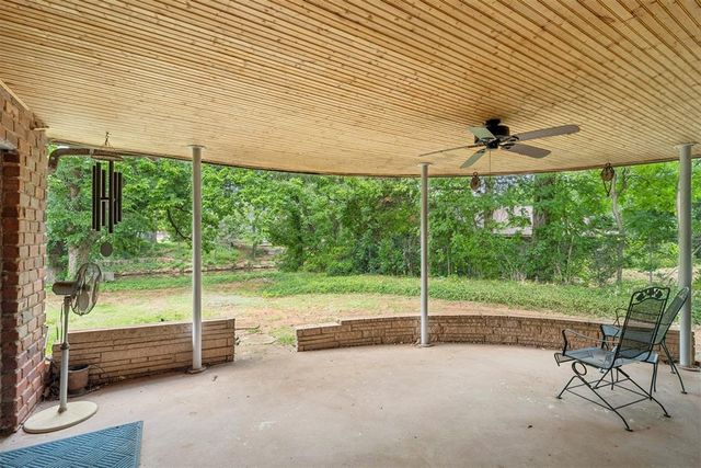 9409 SILVER LAKE Drive, Oklahoma City, OK 73162