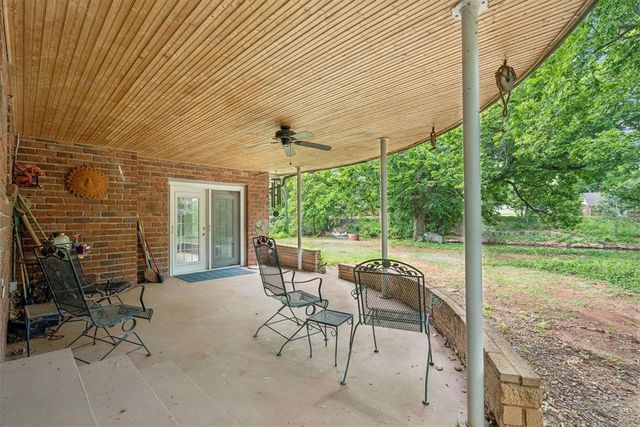 9409 SILVER LAKE Drive, Oklahoma City, OK 73162