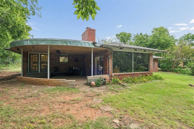 9409 SILVER LAKE Drive, Oklahoma City, OK 73162