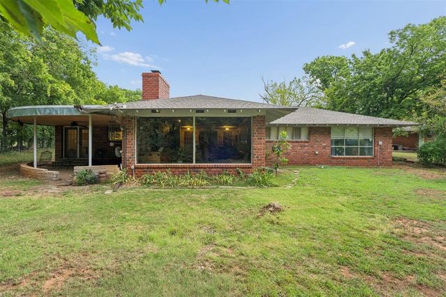 9409 SILVER LAKE Drive, Oklahoma City, OK 73162