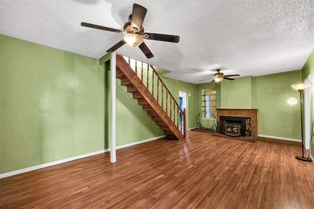 55 E Boundary Rd, Medicine Park, OK 73557