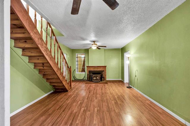 55 E Boundary Rd, Medicine Park, OK 73557