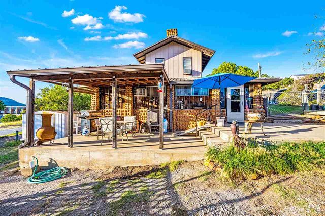 55 E Boundary Rd, Medicine Park, OK 73557