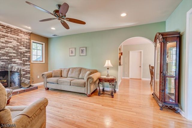 844 Milton Blvd, Rahway City, NJ 07065