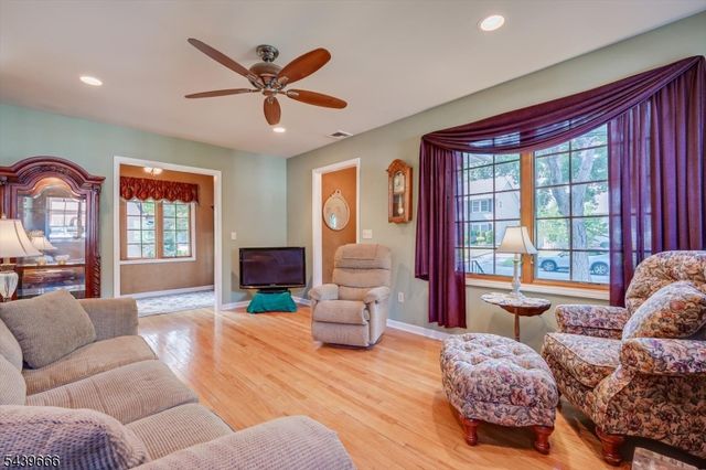 844 Milton Blvd, Rahway City, NJ 07065