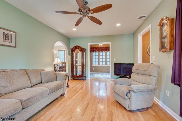 844 Milton Blvd, Rahway City, NJ 07065