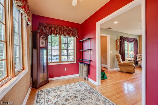 844 Milton Blvd, Rahway City, NJ 07065