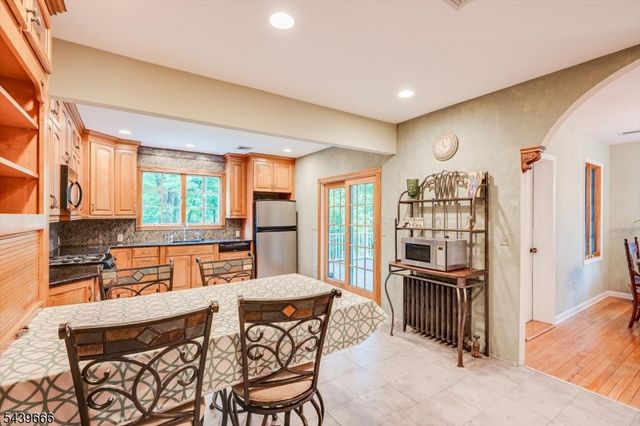 844 Milton Blvd, Rahway City, NJ 07065