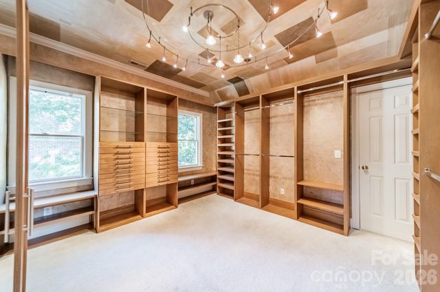 304 S Canterbury Road, Charlotte, NC 28211