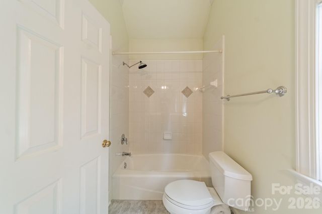 304 S Canterbury Road, Charlotte, NC 28211