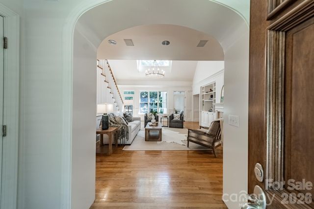 304 S Canterbury Road, Charlotte, NC 28211