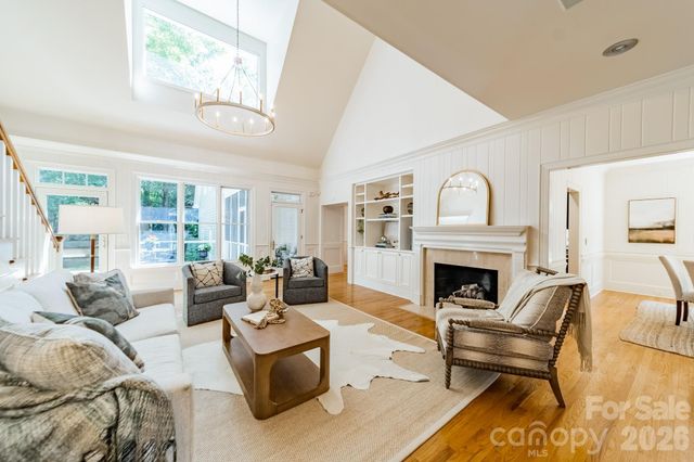 304 S Canterbury Road, Charlotte, NC 28211