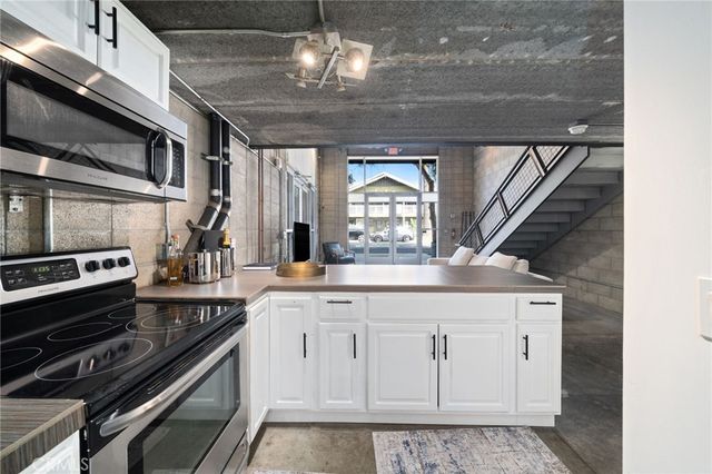 834 E 4th Street H, Long Beach, CA 90802