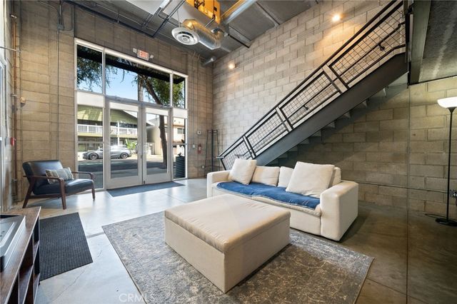 834 E 4th Street H, Long Beach, CA 90802