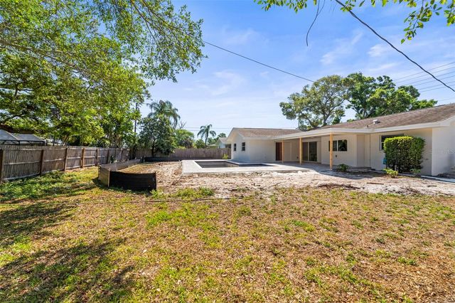 13397 86TH AVENUE, Seminole, FL 33776