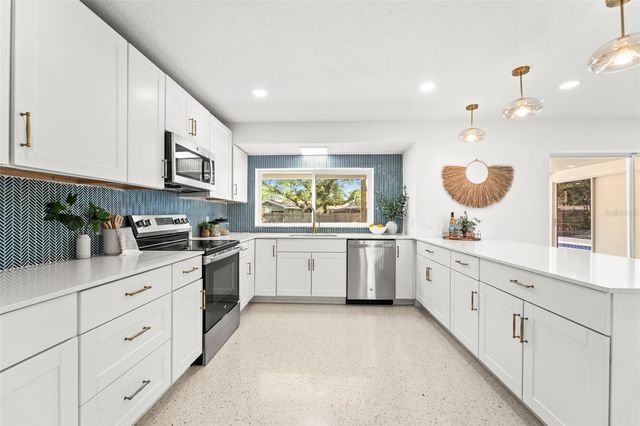 13397 86TH AVENUE, Seminole, FL 33776