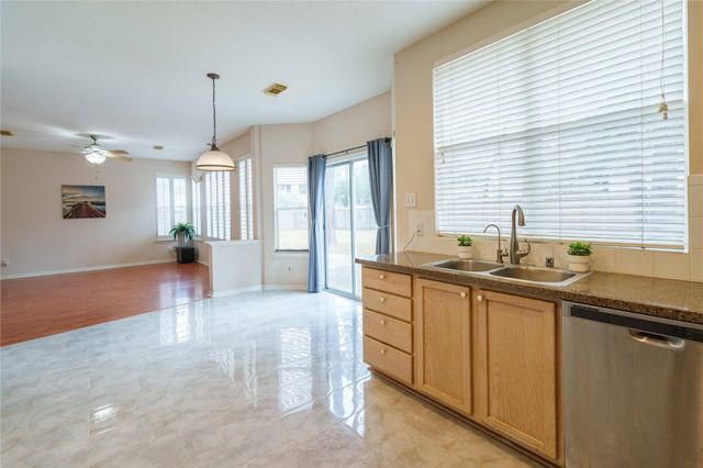 2 Mystic Glade Court, Spring, TX 77382