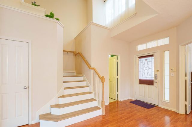 2 Mystic Glade Court, Spring, TX 77382