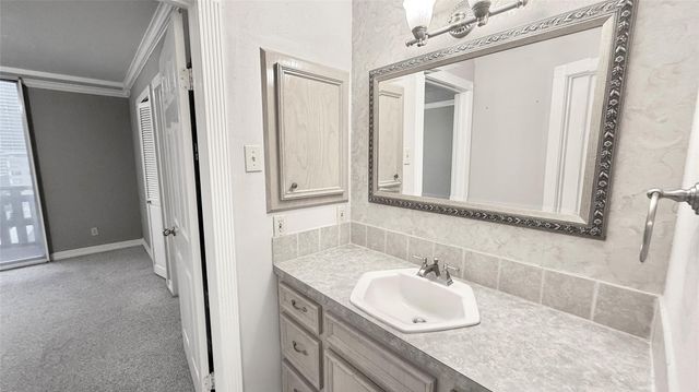 2016 Main Street 1113, Houston, TX 77002