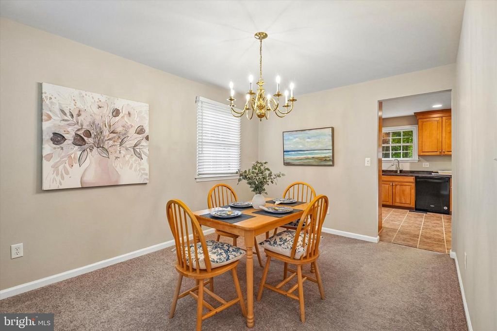 404 UPLAND RD, HAVERTOWN, PA 19083 — photo 4