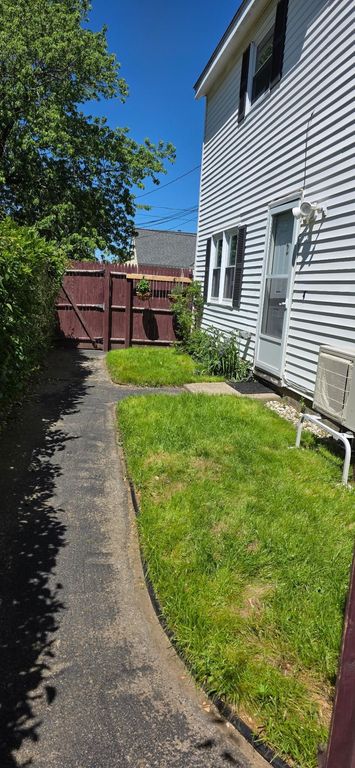 13 Batchelder Avenue, Manchester, NH 03103