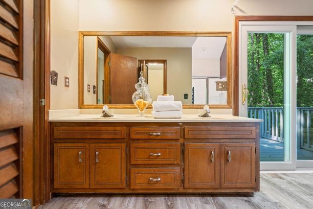 4004 Woodridge Court, Duluth, GA 30096