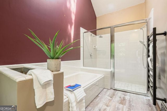 4004 Woodridge Court, Duluth, GA 30096