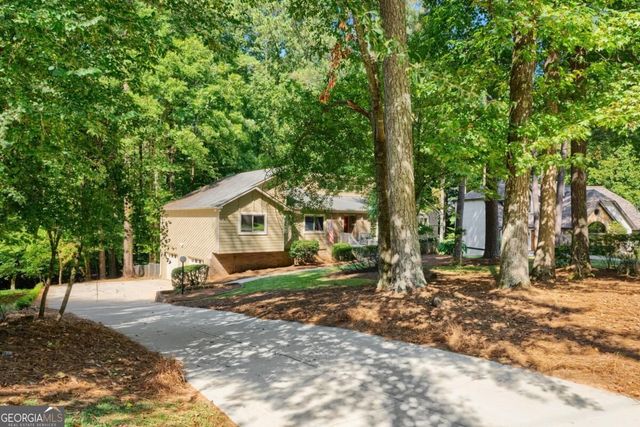 4004 Woodridge Court, Duluth, GA 30096
