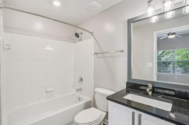 405 Phillip Boulevard 1406, Lawrenceville, GA 30046