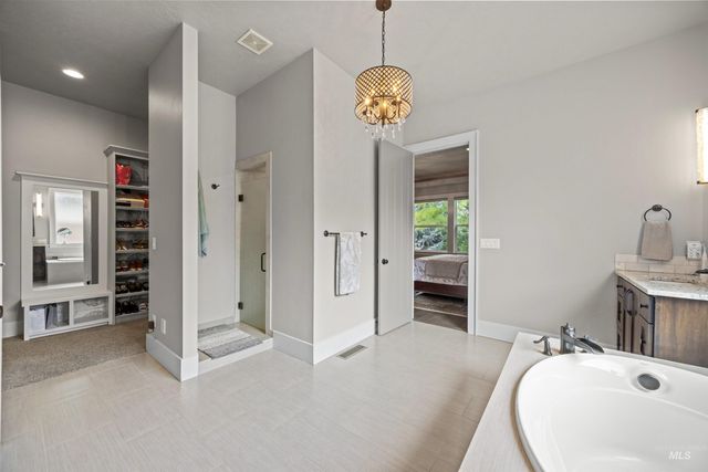 6779 N Pira Avenue, Meridian, ID 83646