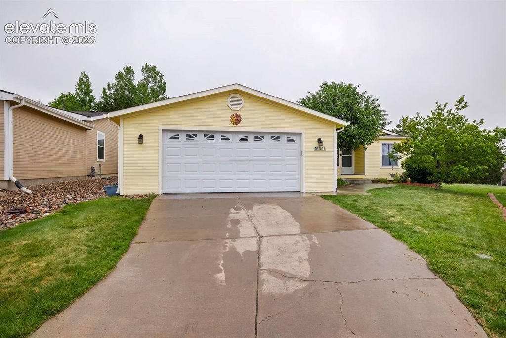 7647 Whiptail Point, Colorado Springs, CO 80922 — photo 2