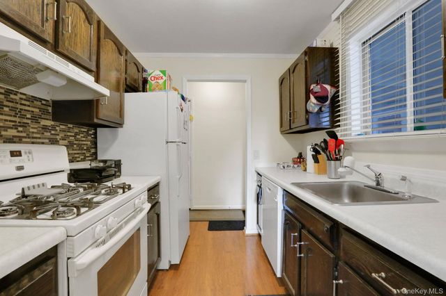 302 Commons Way E, Fishkill, NY 12524