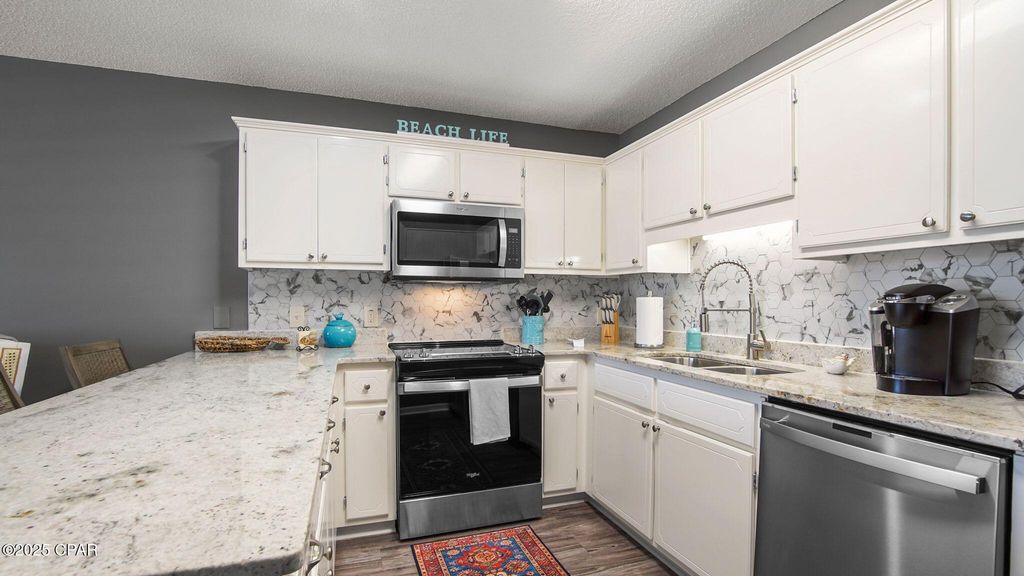 Image 14 of property listing at 17462 Front Beach Road 54204, Panama City Beach, FL 32413