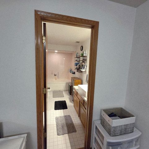 18030 66th Court 2N, Tinley Park, IL 60477