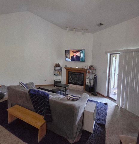 18030 66th Court 2N, Tinley Park, IL 60477