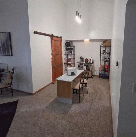 18030 66th Court 2N, Tinley Park, IL 60477