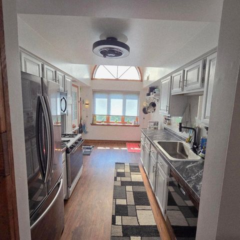 18030 66th Court 2N, Tinley Park, IL 60477