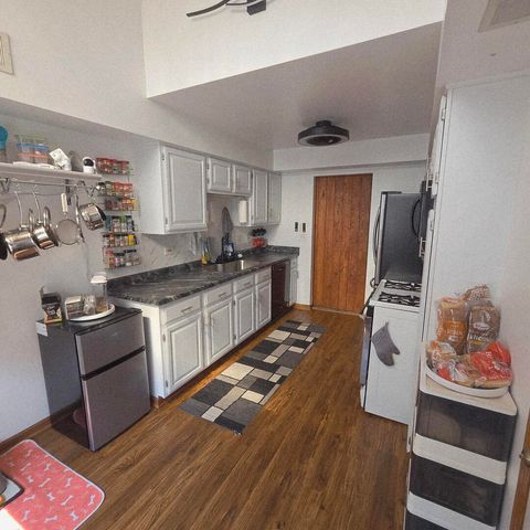18030 66th Court 2N, Tinley Park, IL 60477
