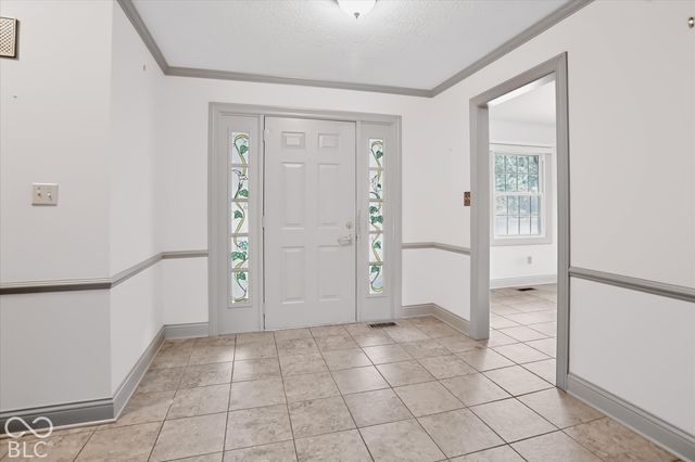 209 Yorkshire Circle, Noblesville, IN 46060