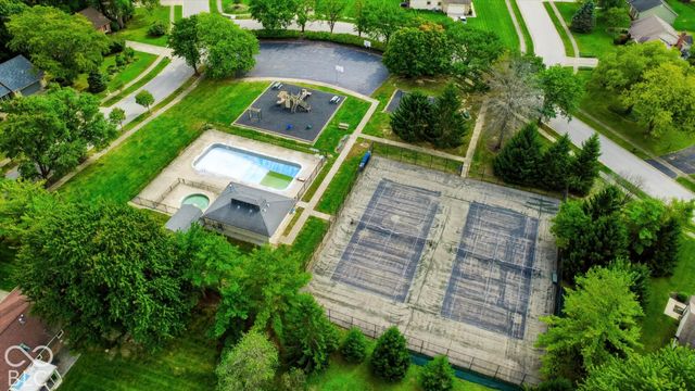 209 Yorkshire Circle, Noblesville, IN 46060