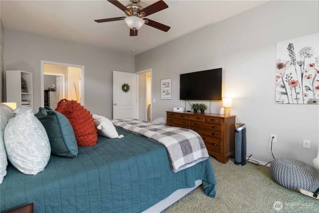 5558 Solo Point Drive, Longview, WA 98632