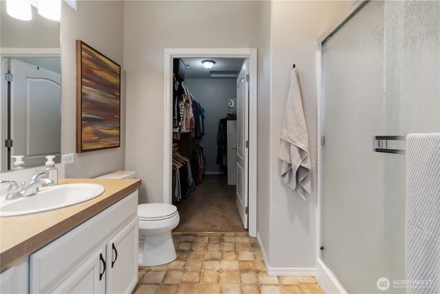 5558 Solo Point Drive, Longview, WA 98632