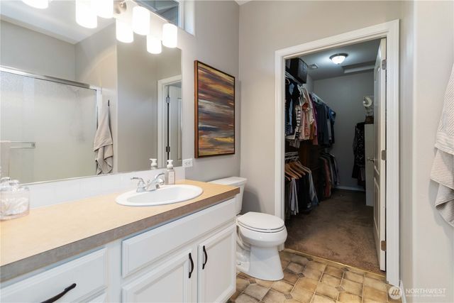 5558 Solo Point Drive, Longview, WA 98632