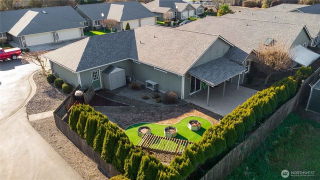 5558 Solo Point Drive, Longview, WA 98632