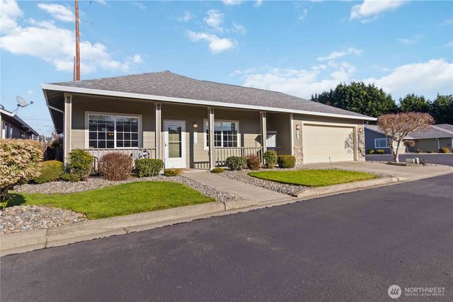 5558 Solo Point Drive, Longview, WA 98632