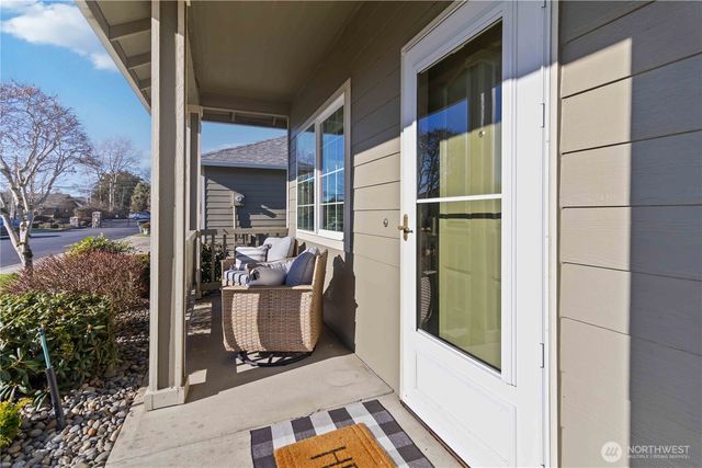 5558 Solo Point Drive, Longview, WA 98632