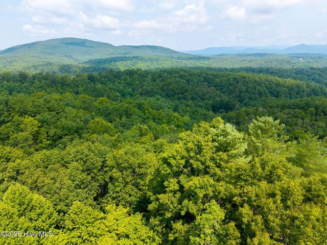 37 Toccoa Lane, Murphy, NC 28906