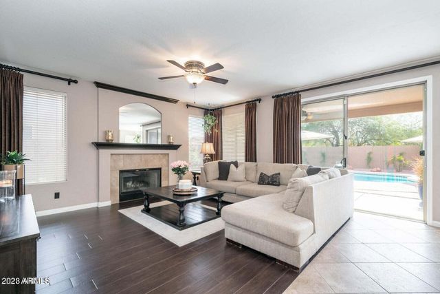 4621 E KIRKLAND Road, Phoenix, AZ 85050